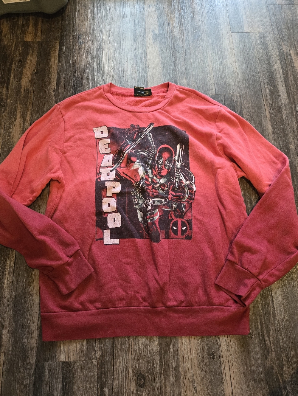 Marvel Deadpool Red Graphic Crewneck - Size XL
